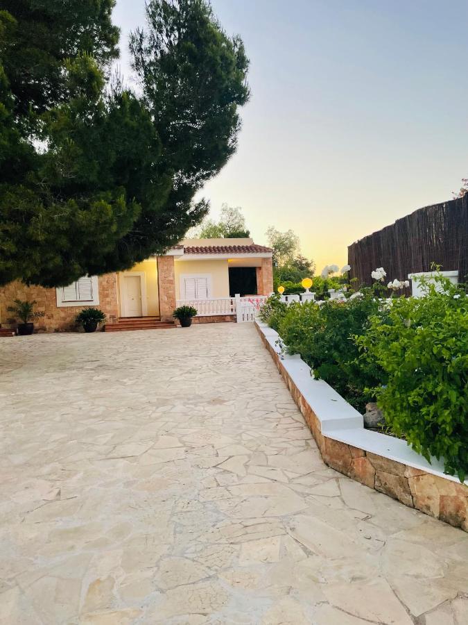 Villa Con Piscina Gigante Sant Francesc de s'Estany Екстериор снимка